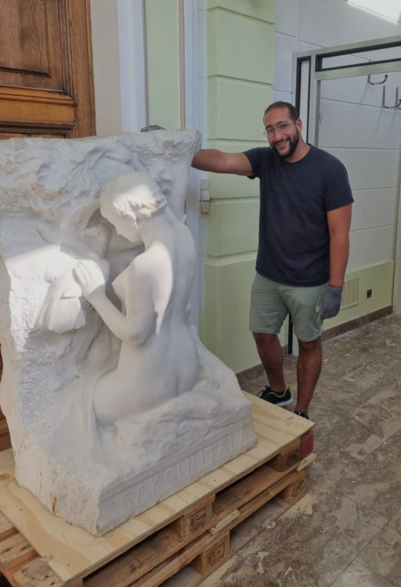 e628c181-a0c0-4707-94e0-4dd7c22f7b24-Photoroom